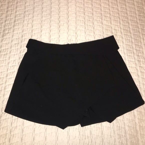 Zara ruffle mini skort - Picture 5 of 7